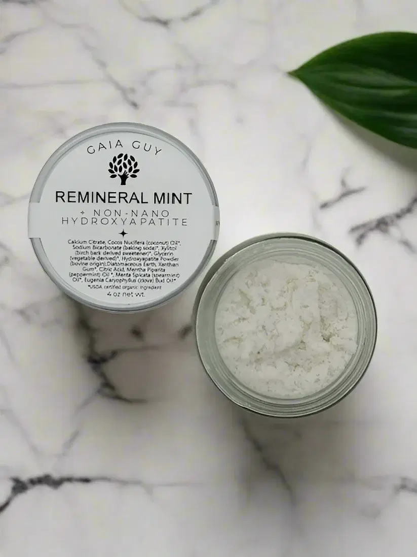 Mint Toothpaste & Tooth Powder image 2