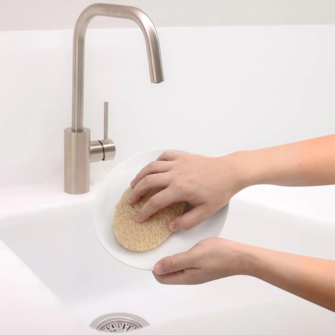 Natural Loofah Sponge Pack image 6